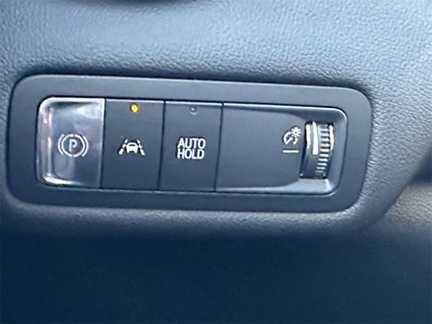 Used 2025 Chevrolet Blazer EV RS image 19