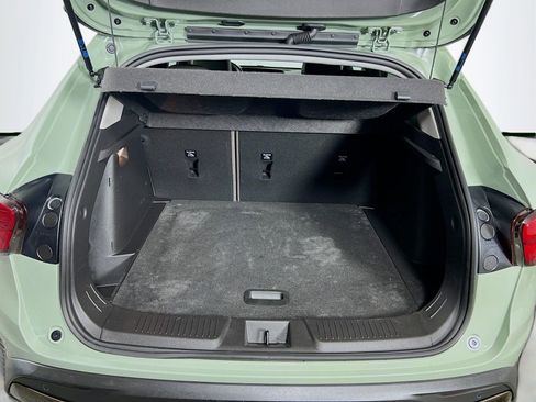 Used 2025 Chevrolet Trax ACTIV w/ Sunroof Package image 25