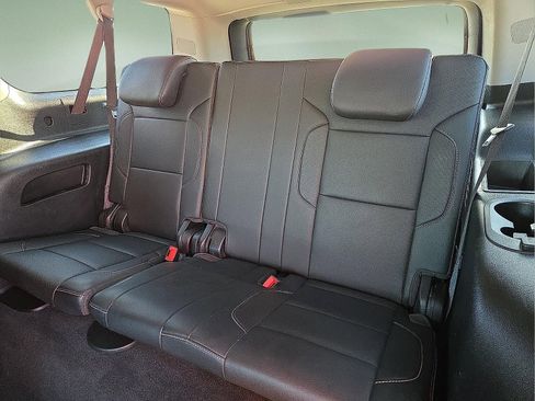 Used 2020 GMC Yukon XL SLT image 10