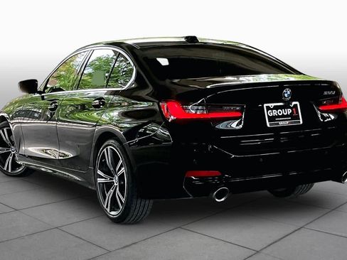 Used 2024 BMW 330i Sedan w/ Convenience Package RWD image 11