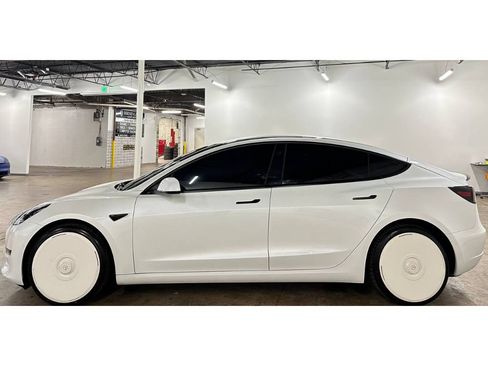 Used 2022 Tesla Model 3 Performance AWD/4WD image 8