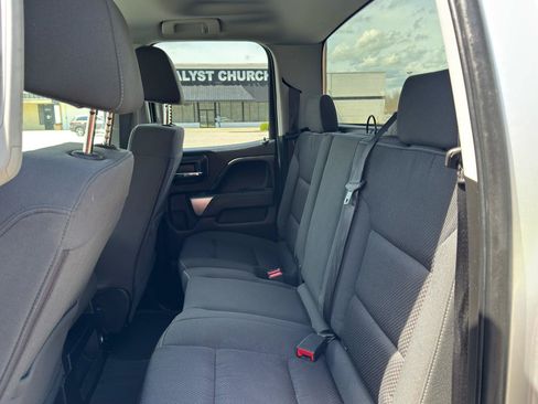 Used 2019 Chevrolet Silverado 1500 LT AWD/4WD image 37