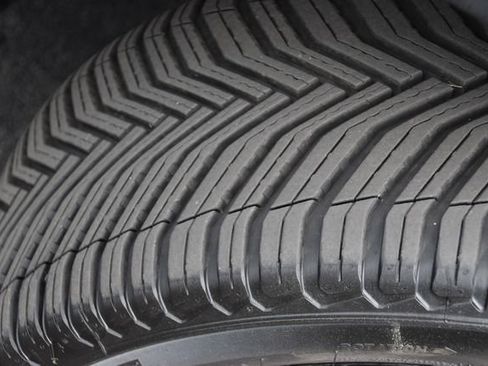 Used 2021 INFINITI QX50 Luxe w/ Appearance Package image 14