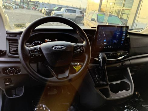 Used 2024 Ford Transit 350 XLT image 14