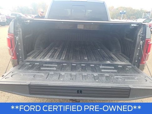 Used 2018 Ford F150 Raptor w/ Equipment Group 802A Luxury image 11