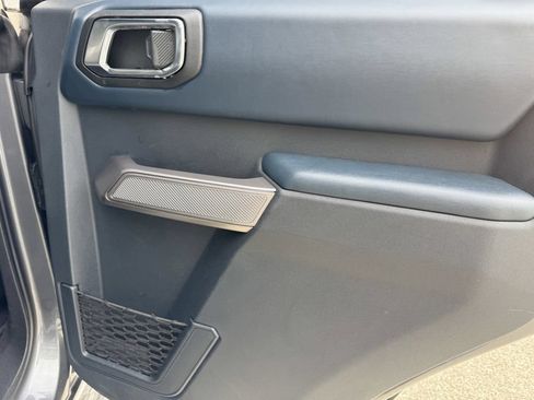 Used 2023 Ford Bronco Outer Banks AWD/4WD image 11
