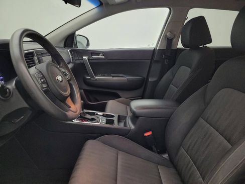Used 2019 Kia Sportage LX AWD/4WD image 17