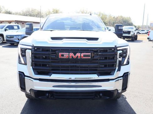 New 2026 GMC Sierra 2500 Pro w/ Convenience Package RWD image 3