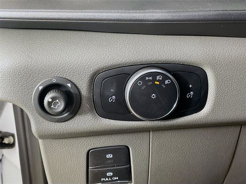 New 2026 Ford Transit 250 148 Medium Roof Extended AWD image 10