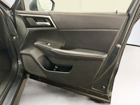 Used 2024 Mitsubishi Outlander SE AWD/4WD image 34