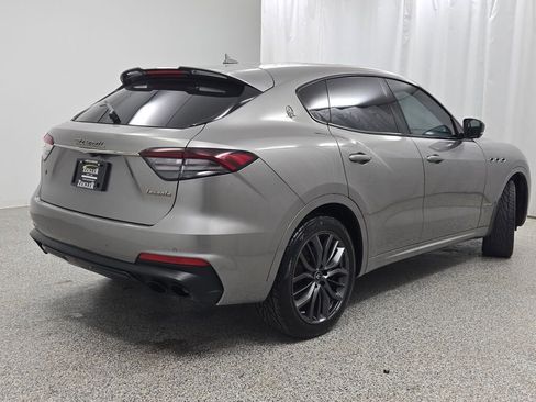 Used 2021 Maserati Levante GranSport AWD/4WD image 13