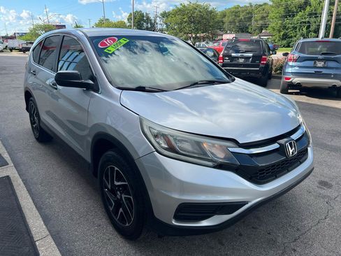 Used 2016 Honda CR-V SE image 9