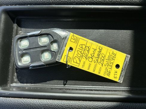 Used 2022 Chevrolet Silverado 2500 LT w/ Convenience Package image 15