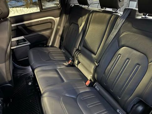 Used 2020 Land Rover Defender 110 HSE image 12