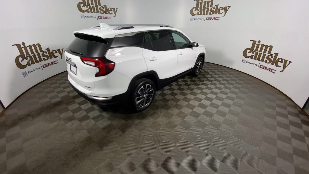 Certified 2024 GMC Terrain SLT w/ Infotainment Package II AWD/4WD image 8