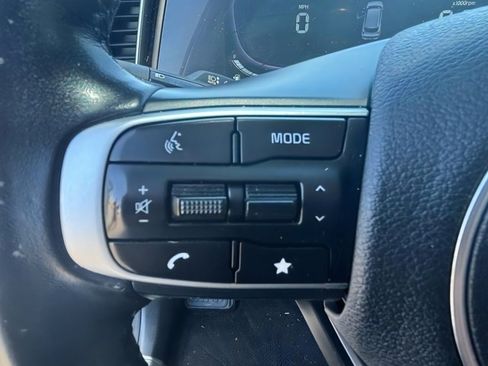 Used 2023 Kia Sportage EX AWD/4WD image 13