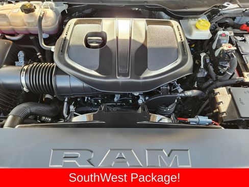 Used 2025 RAM 1500 Laramie AWD/4WD image 41