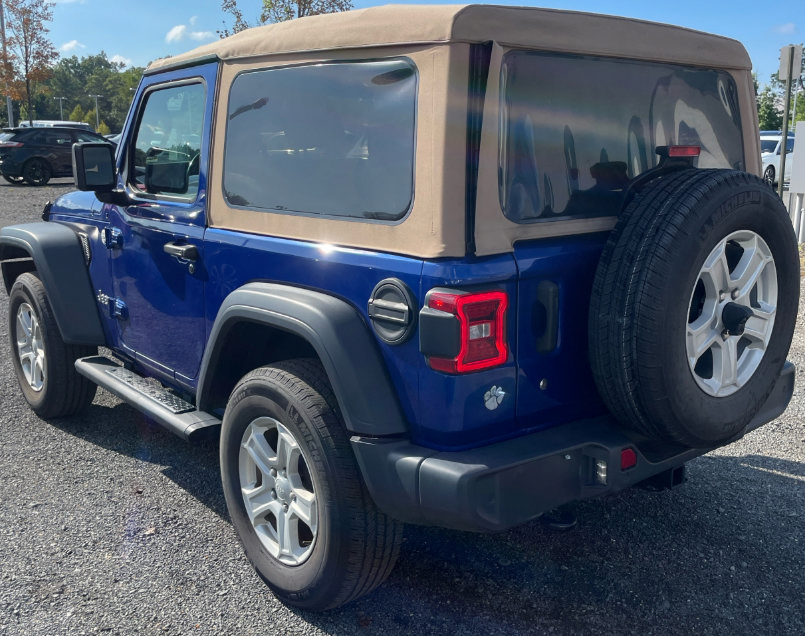 Used 2020 Jeep Wrangler Sport AWD/4WD image 5
