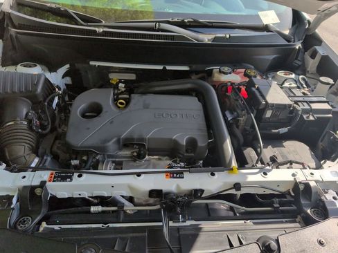 Used 2023 Chevrolet Equinox LS w/ LS Convenience Package FWD image 12