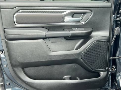 Used 2025 RAM 1500 Big Horn AWD/4WD image 38