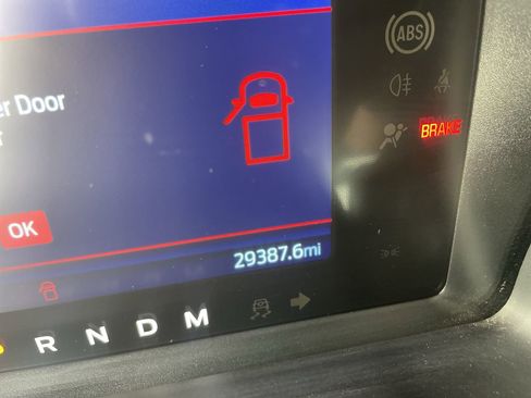 Used 2023 Ford Bronco Black Diamond image 18