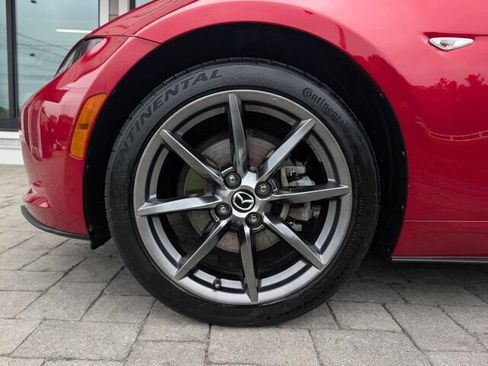 Used 2017 MAZDA MX-5 Miata RF Grand Touring RWD image 15