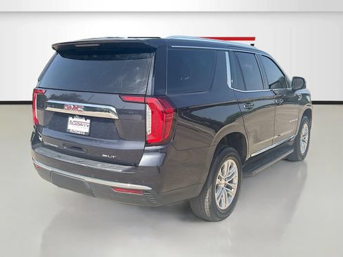Used 2024 GMC Yukon SLT w/ SLT Luxury Package RWD image 7