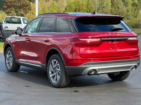 New 2026 Lincoln Corsair Premiere image 40