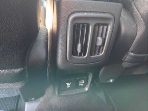 Used 2021 Jeep Compass Latitude w/ Sun and Sound Group AWD/4WD image 16