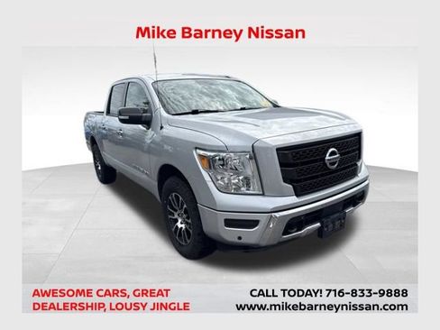 Used 2020 Nissan Titan SV w/ SV Convenience Package AWD/4WD image 1