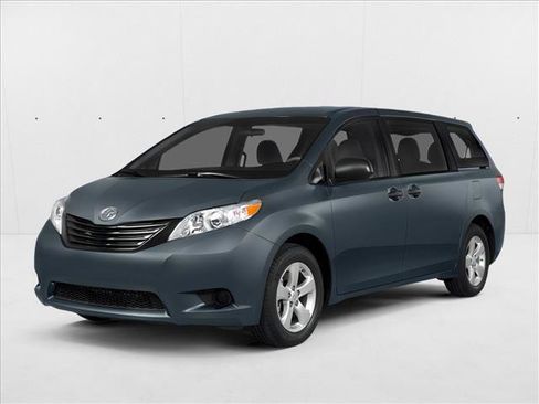 Used 2014 Toyota Sienna LE FWD image 1