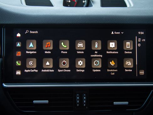 Certified 2023 Porsche Cayenne Platinum Edition AWD/4WD image 8