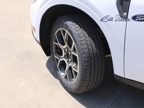 New 2026 Ford Maverick Lariat AWD/4WD image 5