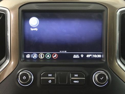 Used 2019 Chevrolet Silverado 1500 High Country w/ Technology Package image 32