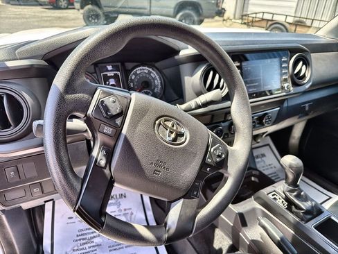 Used 2021 Toyota Tacoma SR w/ SR Convenience Package AWD/4WD image 14