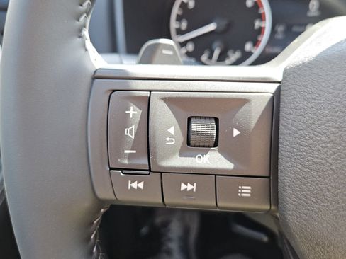 New 2026 Nissan Rogue SV FWD image 12