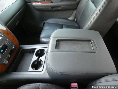 Used 2008 Chevrolet Silverado 1500 LTZ image 32