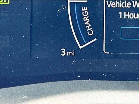 New 2025 Toyota Camry SE image 13