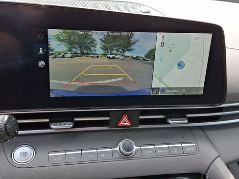Used 2023 Hyundai Elantra SEL w/ Convenience Package FWD image 18