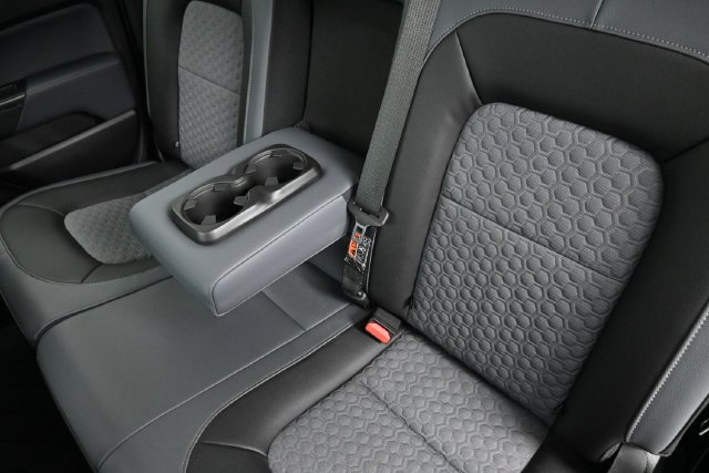 Used 2019 Chevrolet Colorado Z71 AWD/4WD image 19