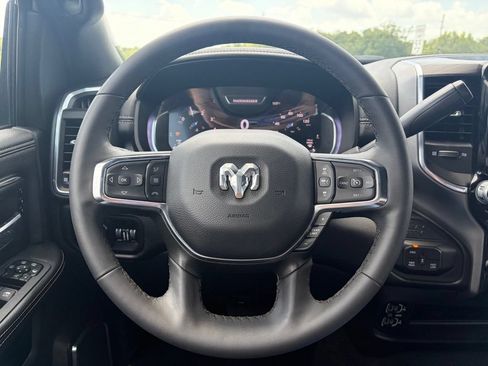 Used 2026 RAM 2500 Laramie AWD/4WD image 23