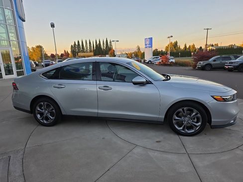 Used 2024 Honda Accord EX image 8