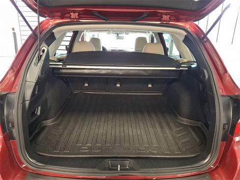 Used 2018 Subaru Outback 2.5i Limited image 30