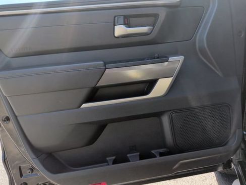 Used 2025 Toyota Tundra SR5 w/ SR5 Convenience Package AWD/4WD image 13