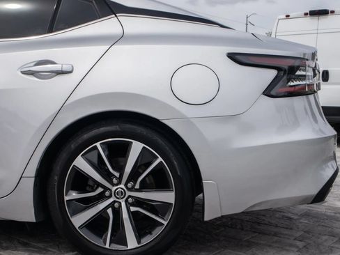 Used 2020 Nissan Maxima 3.5 S w/ Floor Mat Group FWD image 13