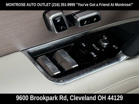 New 2026 Land Rover Range Rover SE AWD/4WD image 37