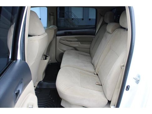 Used 2011 Toyota Tacoma 4x4 Double Cab image 12