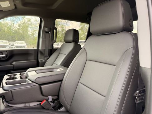 New 2026 GMC Sierra 2500 Pro w/ 1SA Pro Safety Plus Package AWD/4WD image 12