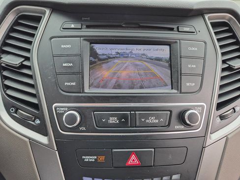 Used 2017 Hyundai Santa Fe Sport AWD/4WD image 16