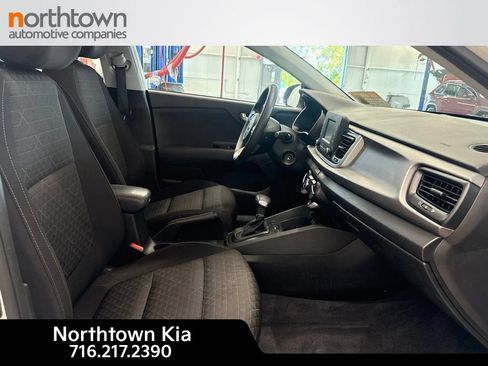 Used 2018 Kia Rio S FWD image 16